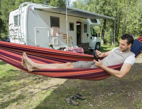 Détente en hamac en Gaspésie